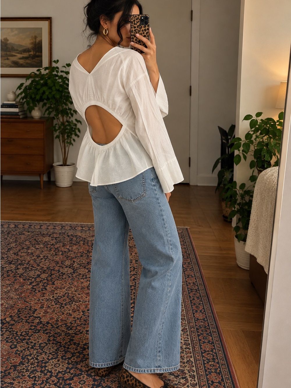 Vince White Open Back Cutout Blouse Long Sleeve Size M NWT
